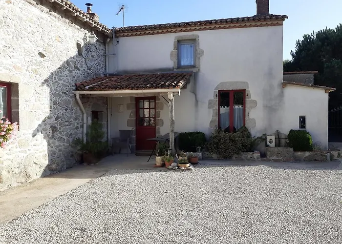 D'hote Du Plessis 3* Beaurepaire